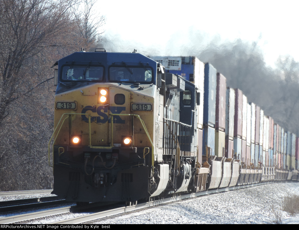 CSX 319 on I169